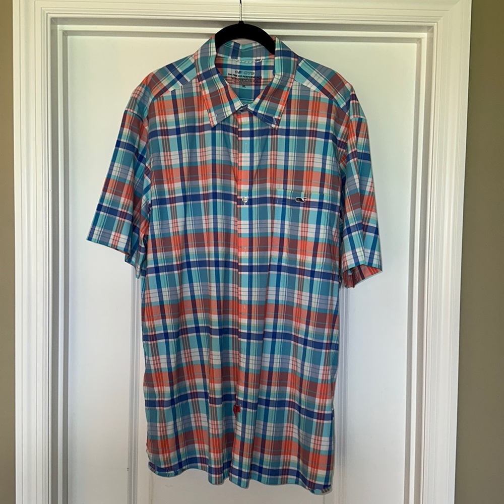 Vineyard Vines.  Short-sleeve shirt - XL